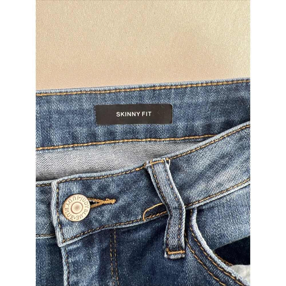 Judy Blue Skinny Fit Distressed Plaid Patch Jeans Medium Wash Denim Womens 11/30 - Picture 7 of 12